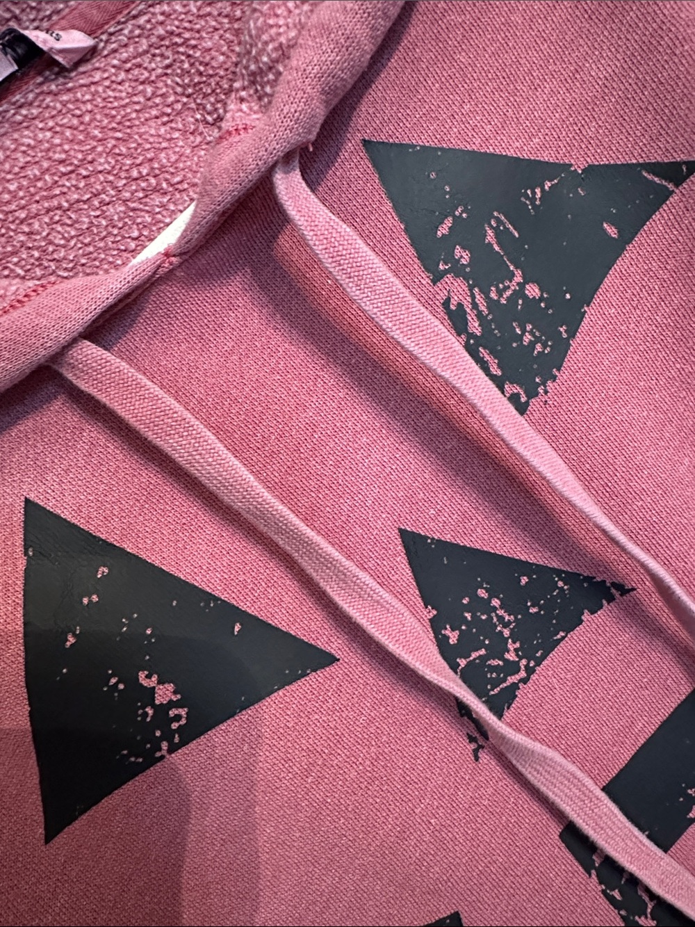 American Eagle Outfitters Dusty Rose Hoodie with Distressed Pumpkin Face - Picture 2 of 7